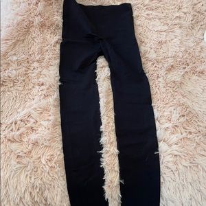 Like New Belly Bandit leggings Small